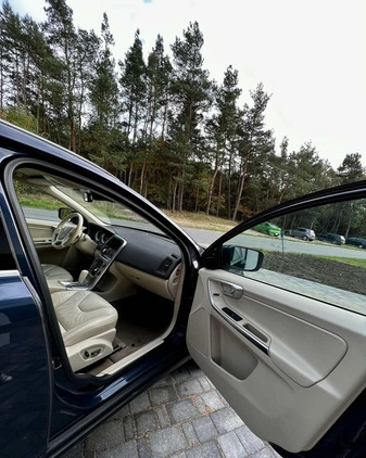 Volvo XC 60 cena 52500 przebieg: 233000, rok produkcji 2012 z Kępno małe 781